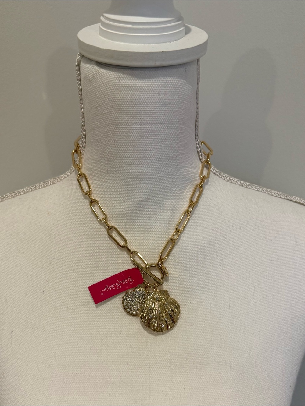 Lilly Pulitzer Gold-Tone Shell paper clip Necklace NWT